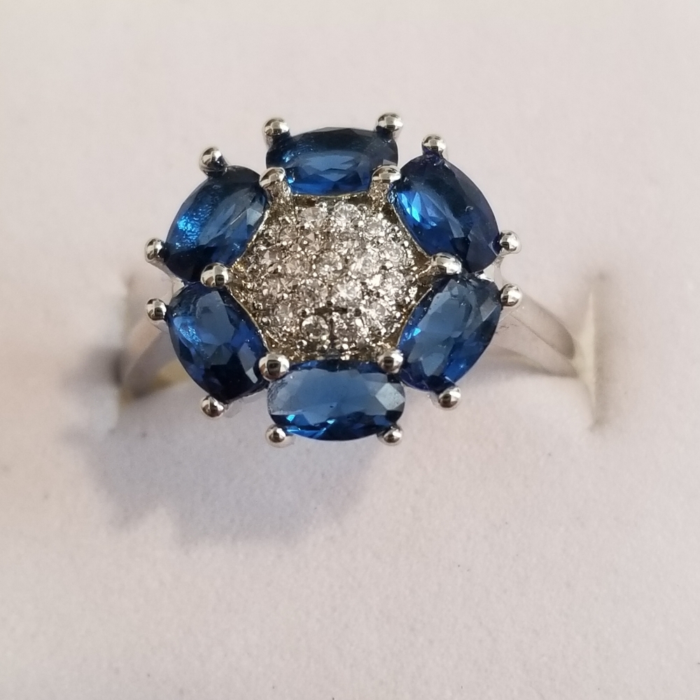 *Vintage Blue Sapphire Silver Ring